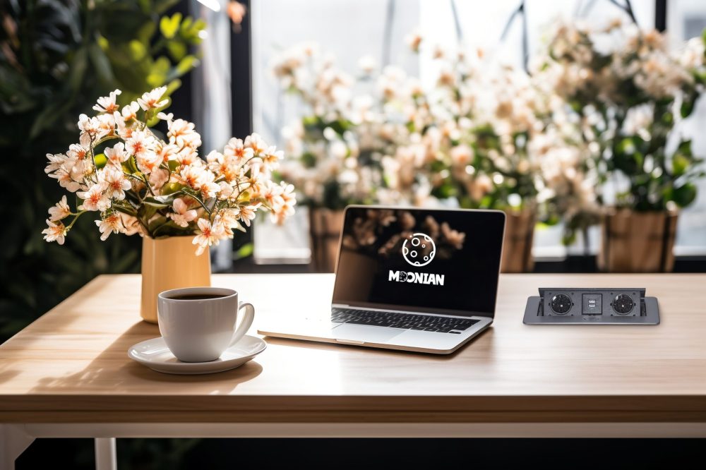 摄图网_600589086_办公室的午休时光(非企业商用)_副本